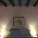 Old Town, 2 Bedrooms, 1 Living Room, Mezzanine With Bed Апартаменты