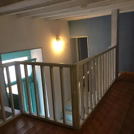 Apartment Old Town, 2 Bedrooms, 1 Living Room, Mezzanine With Bed Menton