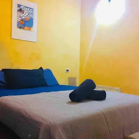 Old Town, 2 Bedrooms, 1 Living Room, Mezzanine With Bed *